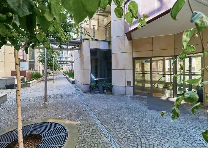 Krawiecka By Renters Apartament