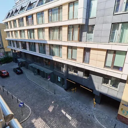 Krawiecka By Renters Апартаменты *