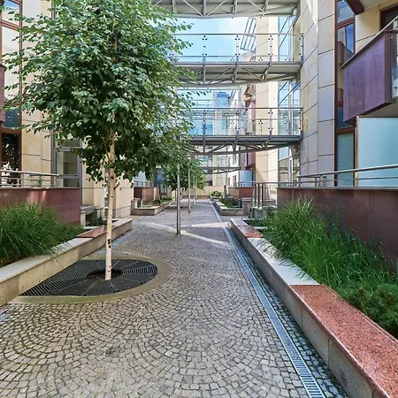 アパート Krawiecka By Renters