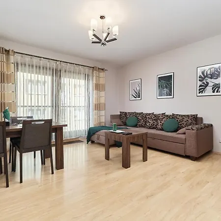 Krawiecka By Renters Апартаменты