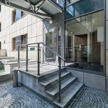 Krawiecka By Renters ヴロツワフ