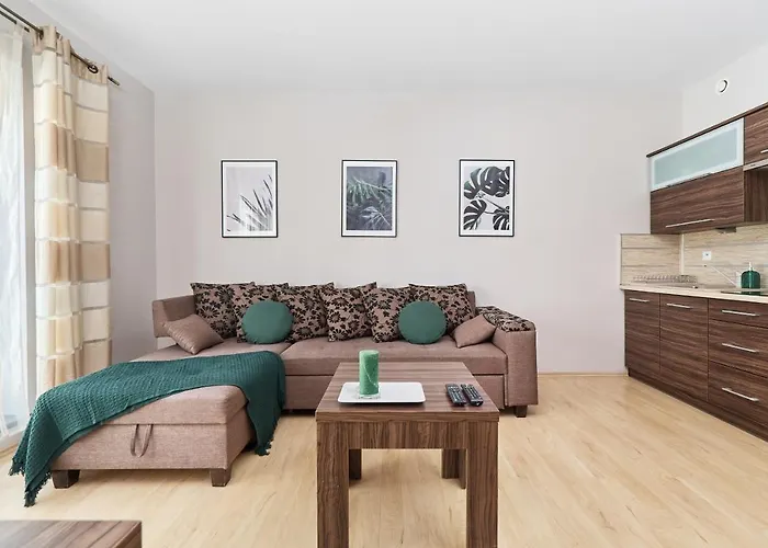 Krawiecka By Renters Appartamento *