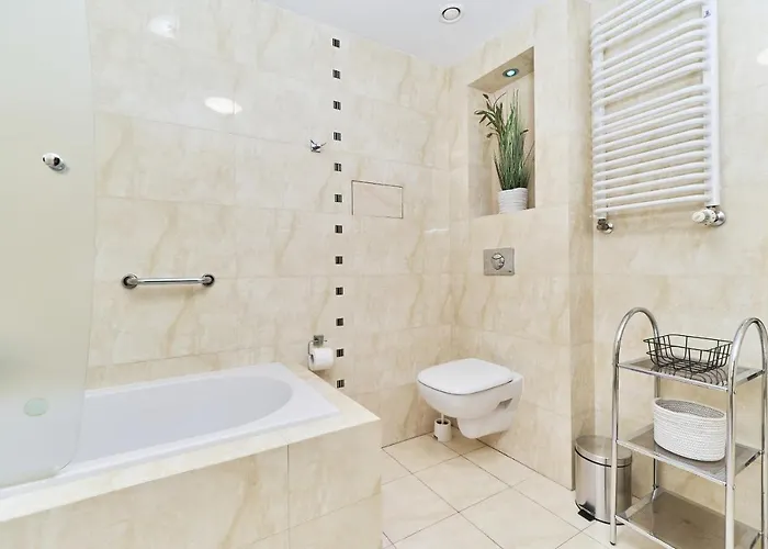 Appartamento Krawiecka By Renters *