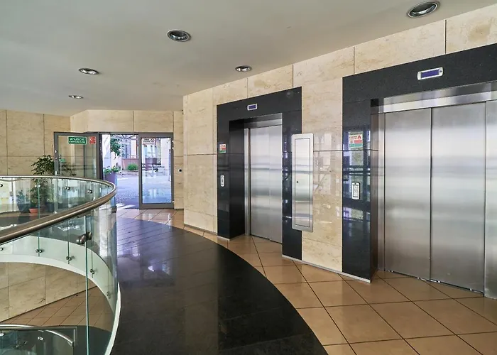 Appartamento Krawiecka By Renters Breslavia